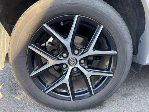 Used 2016 Toyota RAV4 SE image 24