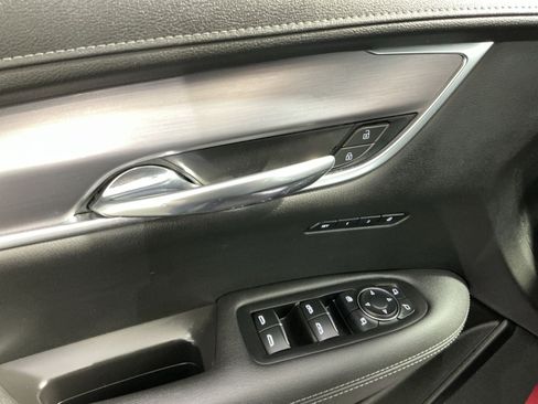 Used 2024 Cadillac XT6 Luxury AWD/4WD image 16