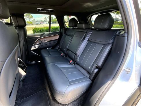 Used 2025 Land Rover Range Rover SE AWD/4WD image 35