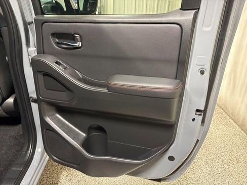 Used 2024 Nissan Frontier Pro-X w/ Pro Convenience Package image 25