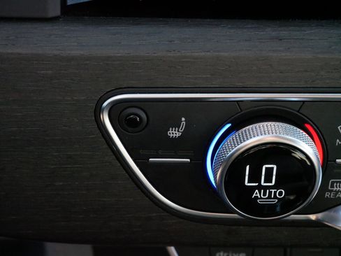 Used 2019 Audi A4 2.0T Premium Plus w/ Premium Plus Package image 29