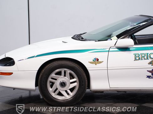 Used 1995 Chevrolet Camaro Z28 RWD image 20