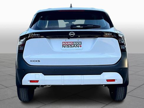 New 2026 Nissan Kicks S image 4