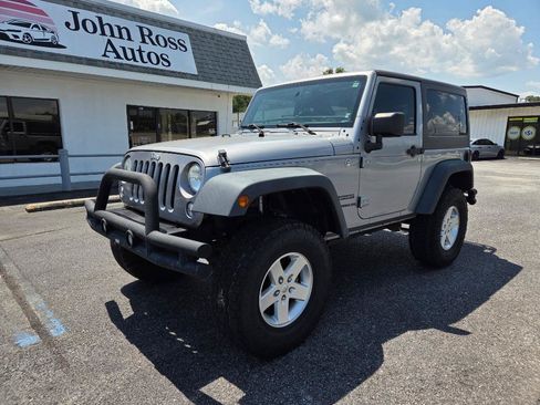 Used 2015 Jeep Wrangler Sport w/ Quick Order Package 24S AWD/4WD image 2