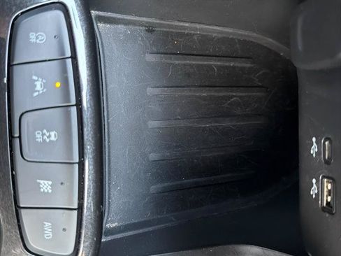 Used 2025 Chevrolet TrailBlazer LT AWD/4WD image 25