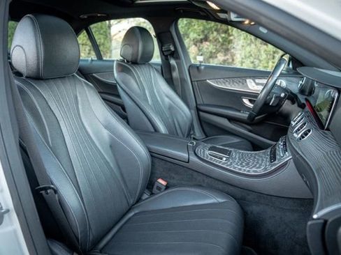 Used 2021 Mercedes-Benz E 350 Sedan w/ Premium Package image 37