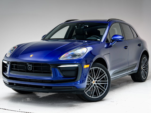 Certified 2026 Porsche Macan AWD/4WD image 1