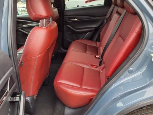 Used 2024 MAZDA CX-30 AWD 2.5 S w/ Preferred Package image 12