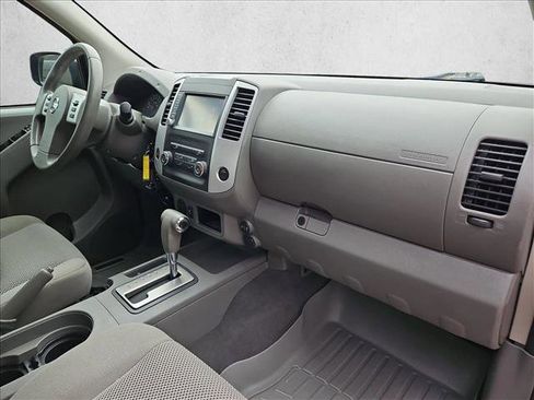 Used 2019 Nissan Frontier SV image 22