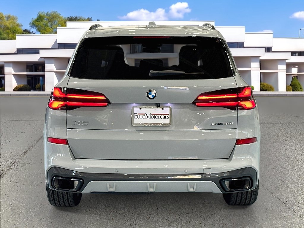 Used 2024 BMW X5 xDrive40i w/ Executive Package AWD/4WD image 6