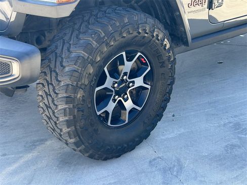 Used 2019 Jeep Wrangler Unlimited Rubicon image 9