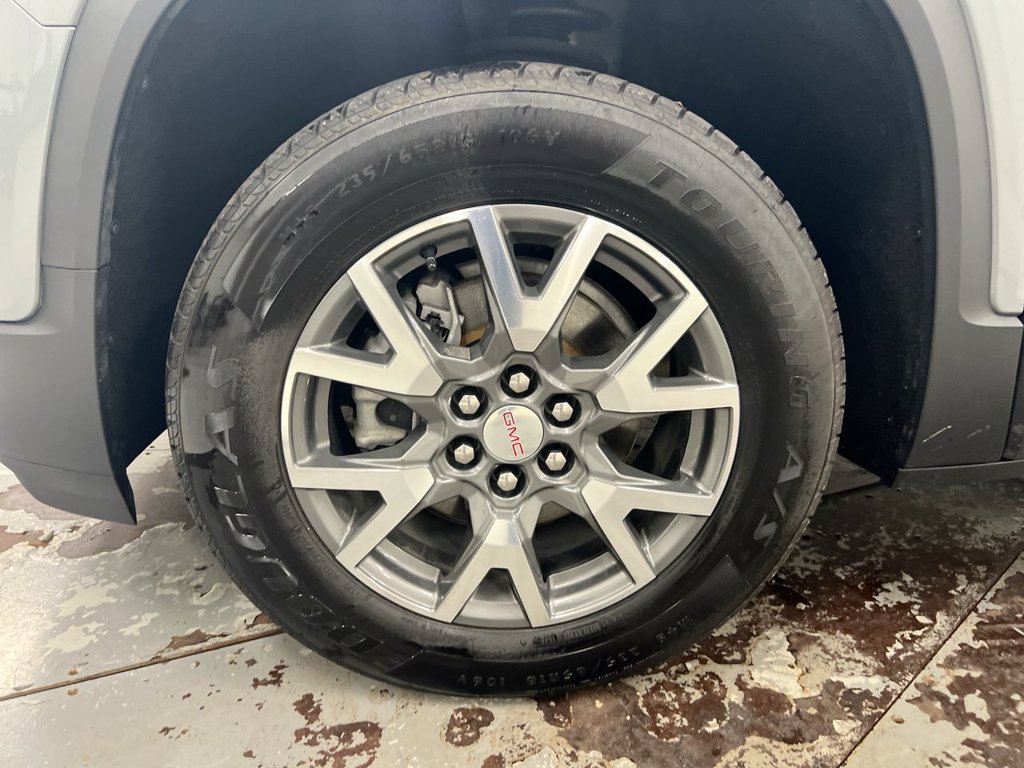 Used 2023 GMC Acadia SLE FWD image 27