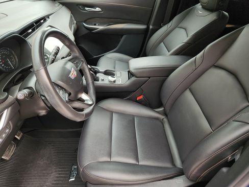 Used 2022 Cadillac XT4 Sport w/ Sun And Sound Package AWD/4WD image 16