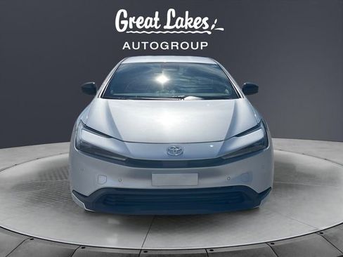 Used 2024 Toyota Prius LE AWD/4WD image 8