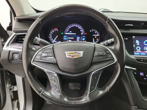 Used 2019 Cadillac XT5 Luxury w/ LPO, Radiant Package image 22
