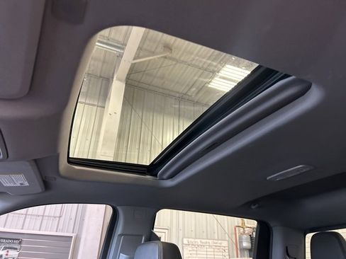 Used 2024 GMC Sierra 3500 Denali w/ Denali Reserve Package image 36