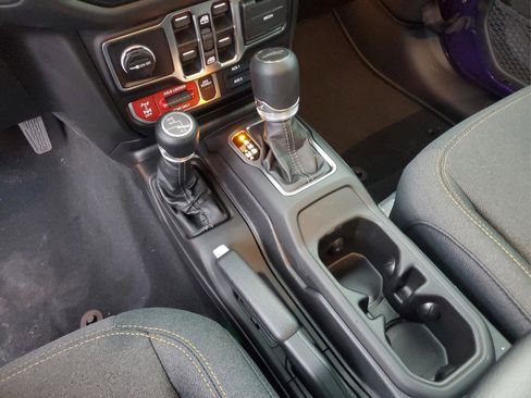 New 2026 Jeep Gladiator Willys AWD/4WD image 28
