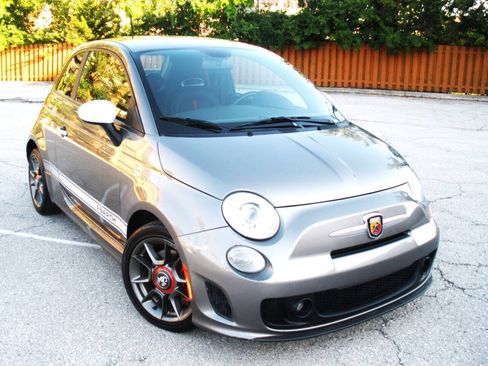 Used 2013 FIAT 500 Abarth FWD image 2
