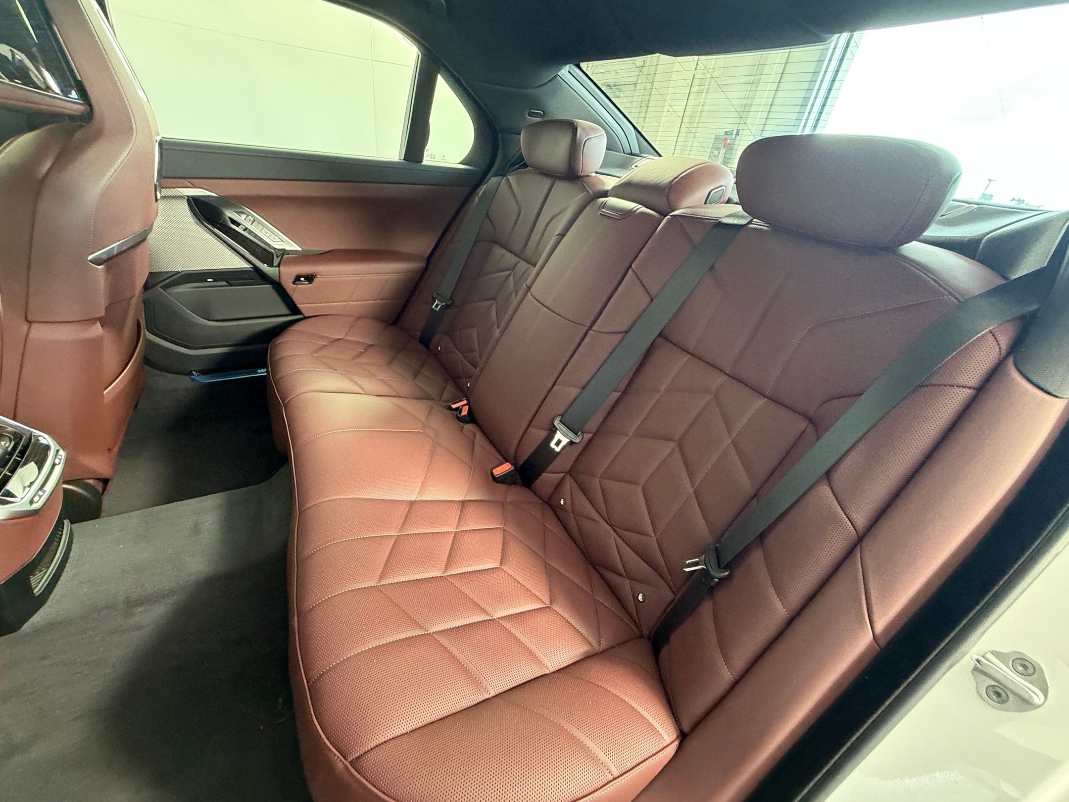 Used 2026 BMW 740i RWD image 29