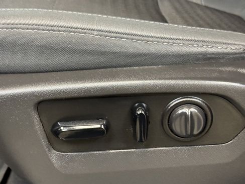 Used 2019 Chevrolet Silverado 1500 LT w/ All-Star Edition image 12