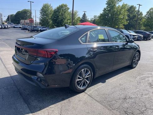 Used 2023 Kia Forte LXS FWD image 6
