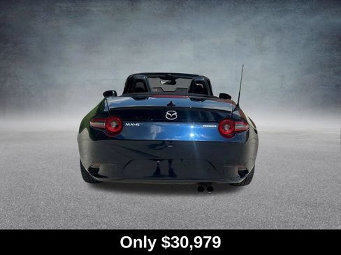 Used 2025 MAZDA MX-5 Miata Club w/ Weather Package RWD image 4