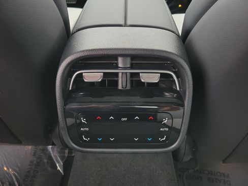 New 2026 Mercedes-Benz E 53 AMG e 4MATIC Sedan image 10