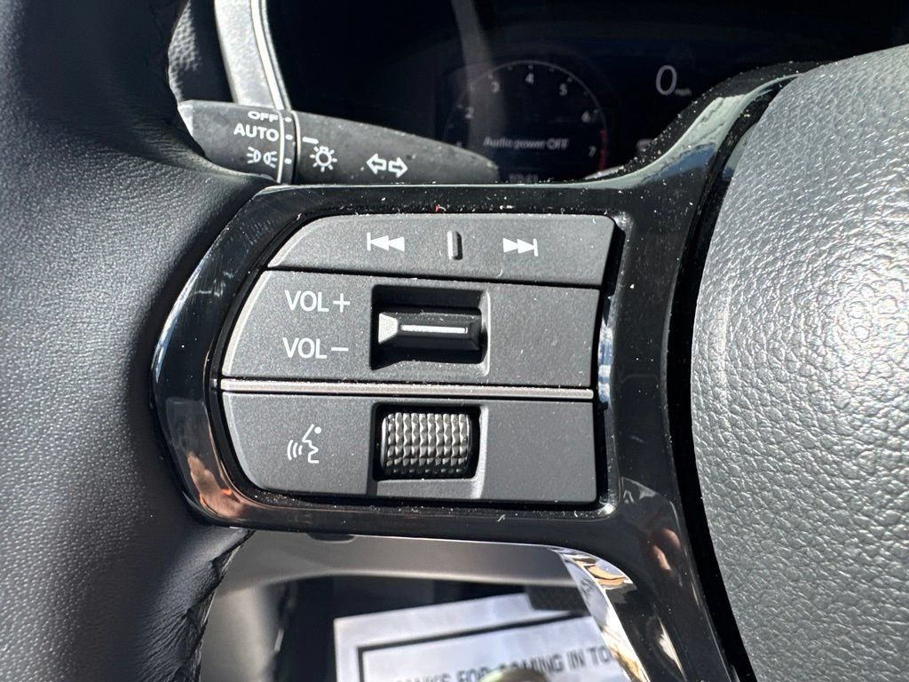 Used 2026 Honda Passport RTL image 16