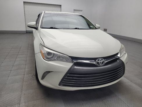 Used 2016 Toyota Camry XLE w/ Moonroof Package FWD image 14
