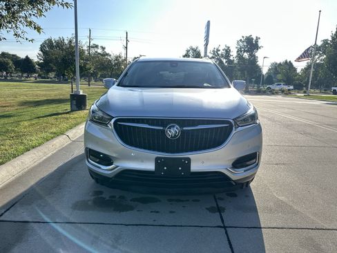 Used 2019 Buick Enclave Premium AWD/4WD image 15