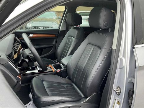 Used 2022 Audi Q5 2.0T Premium Plus w/ Premium Plus Package image 10