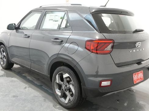 New 2026 Hyundai Venue SEL image 6