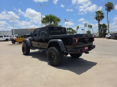 Used 2020 Jeep Gladiator Rubicon w/ LED Lighting Group AWD/4WD image 12