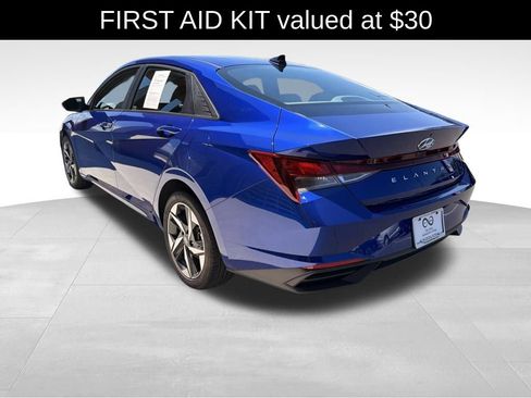 Used 2023 Hyundai Elantra SEL w/ Convenience Package FWD image 5
