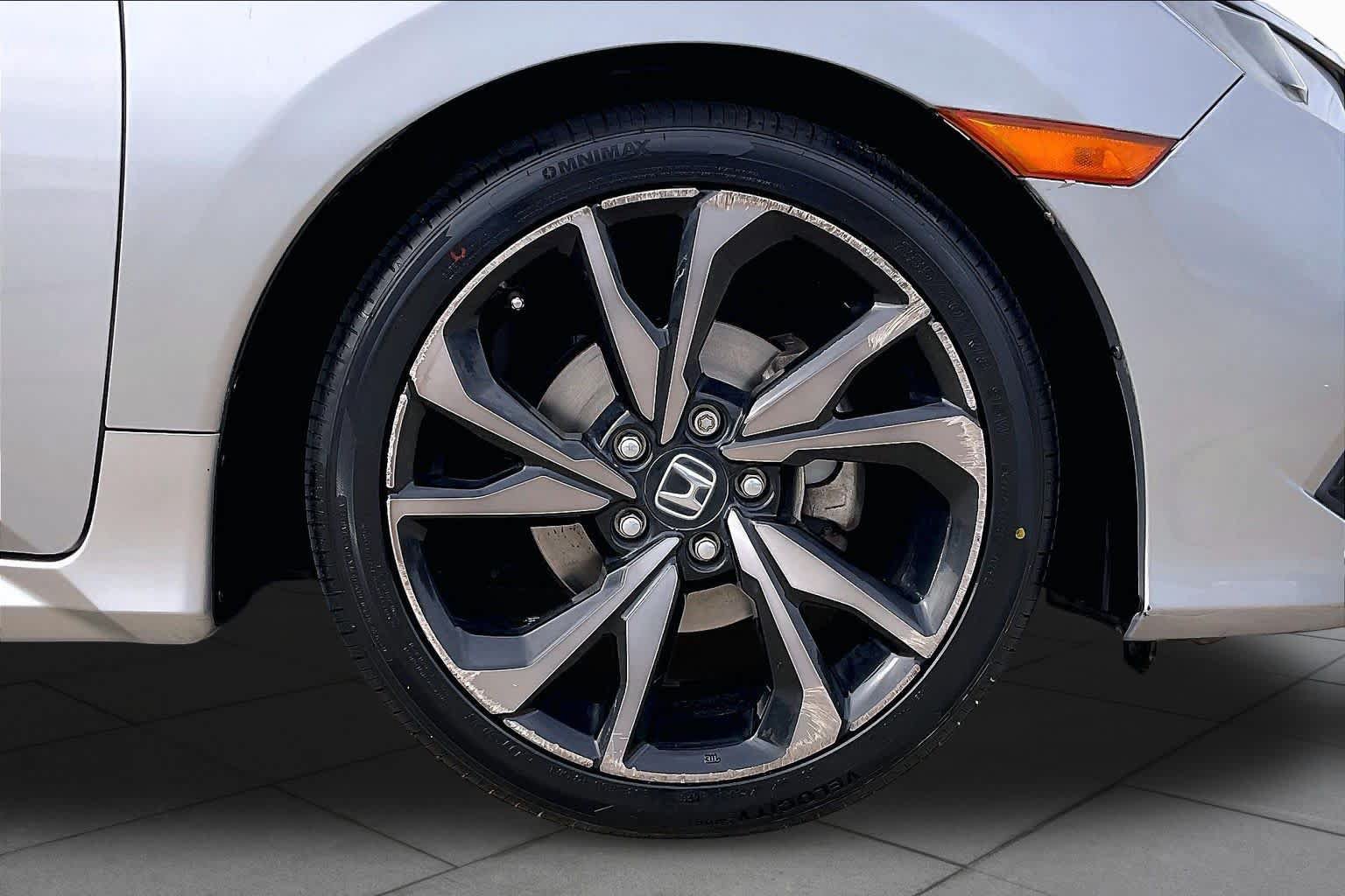 Used 2020 Honda Civic Sport image 11