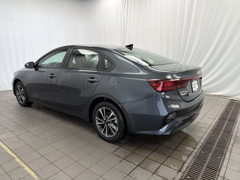 Used 2024 Kia Forte LXS FWD image 6