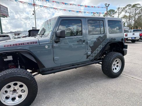 Used 2014 Jeep Wrangler Unlimited Sport image 4