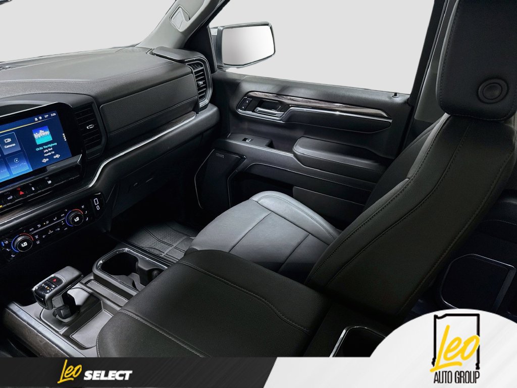 Used 2024 Chevrolet Silverado 1500 LTZ w/ Technology Package AWD/4WD image 27