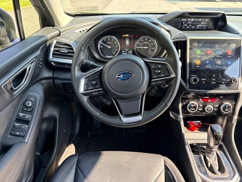 Used 2024 Subaru Forester Touring AWD/4WD image 19