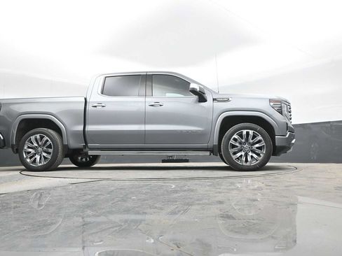 Used 2025 GMC Sierra 1500 Denali w/ Denali Reserve Package AWD/4WD image 44