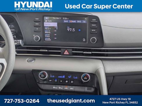 Certified 2023 Hyundai Elantra SEL image 17