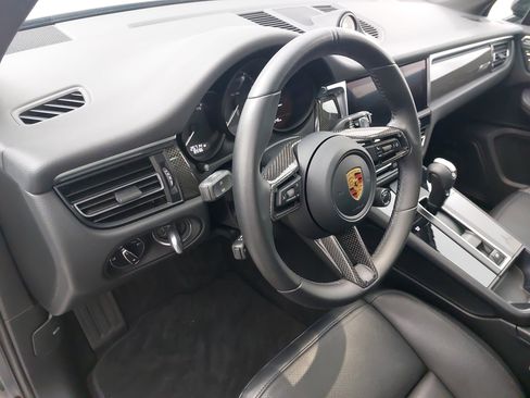 Certified 2022 Porsche Macan AWD/4WD image 4
