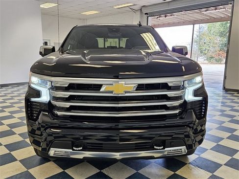 New 2026 Chevrolet Silverado 1500 High Country image 2