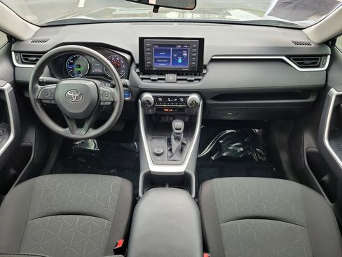 Used 2022 Toyota RAV4 XLE image 13