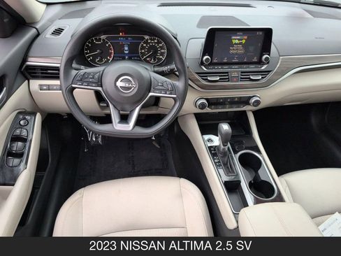 Used 2023 Nissan Altima 2.5 SV FWD image 13