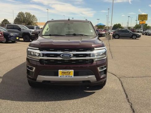 Used 2023 Ford Expedition Limited AWD/4WD image 3