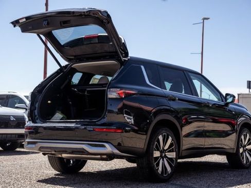 New 2026 Mitsubishi Outlander SE AWD/4WD image 5