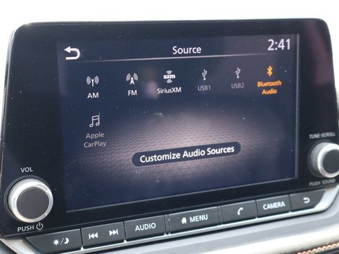 Used 2025 Nissan Rogue SV AWD/4WD image 8