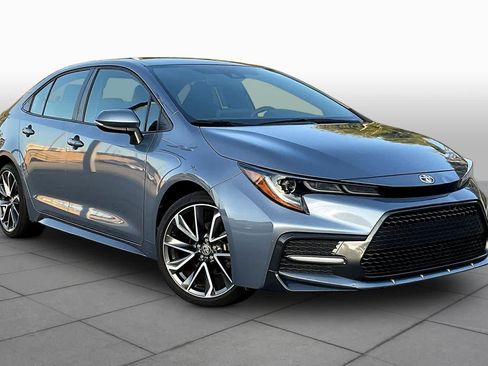 Used 2022 Toyota Corolla SE FWD image 3