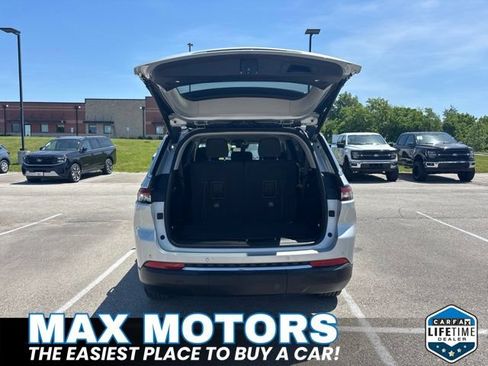 Used 2023 Jeep Grand Cherokee L Laredo w/ Luxury Tech Group I AWD/4WD image 7